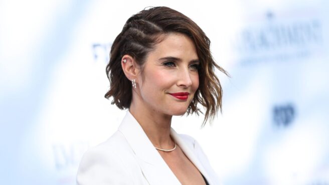 Cobie Smulders Thumb